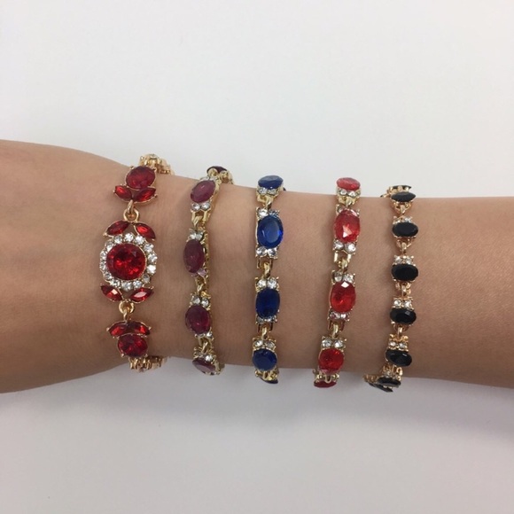 Jewelry - Bracelet bundle